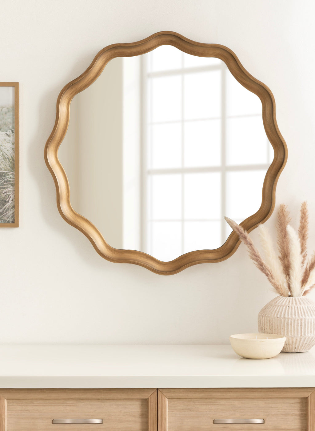 Hatherleigh Round Scallop Mirror