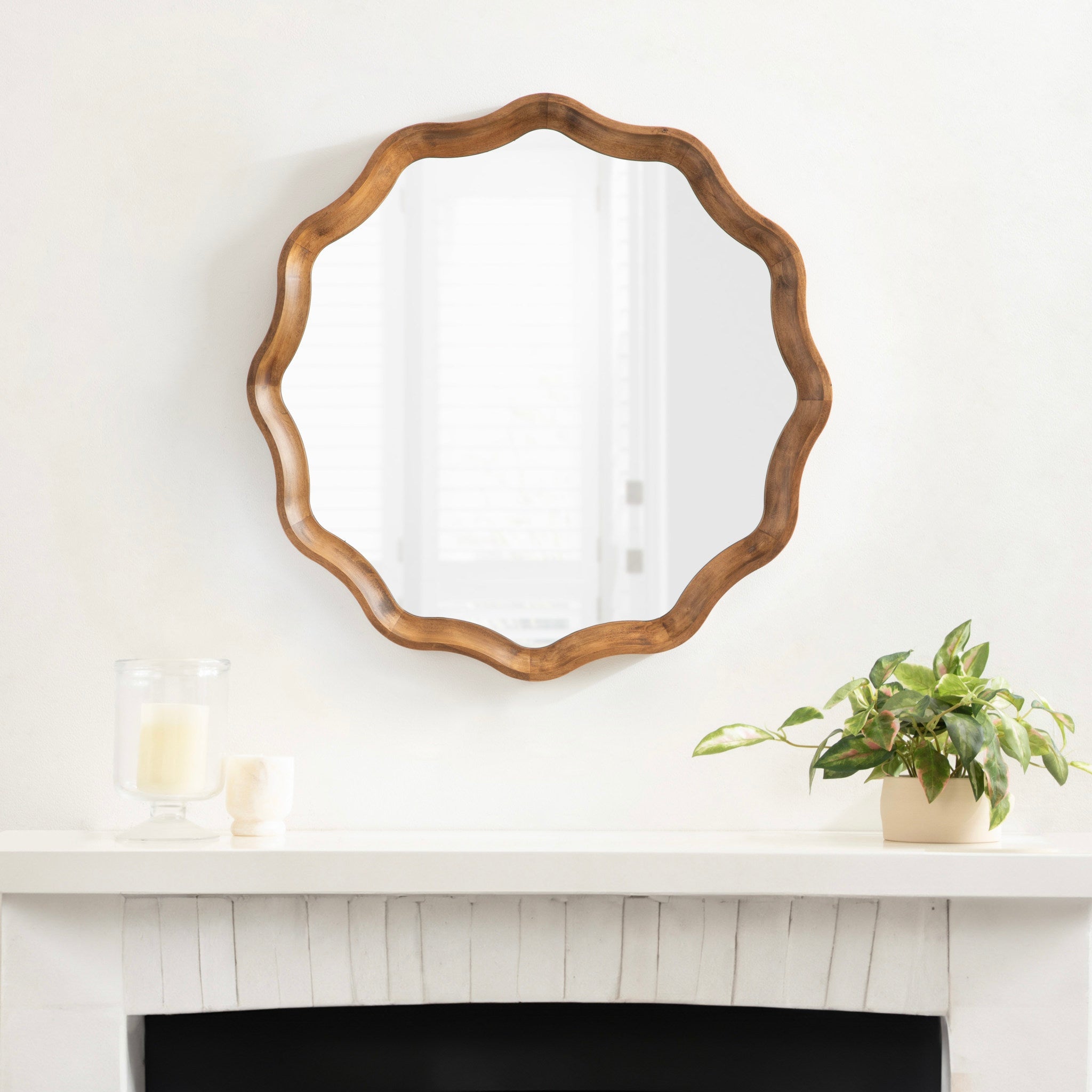Hatherleigh Round Scallop Mirror