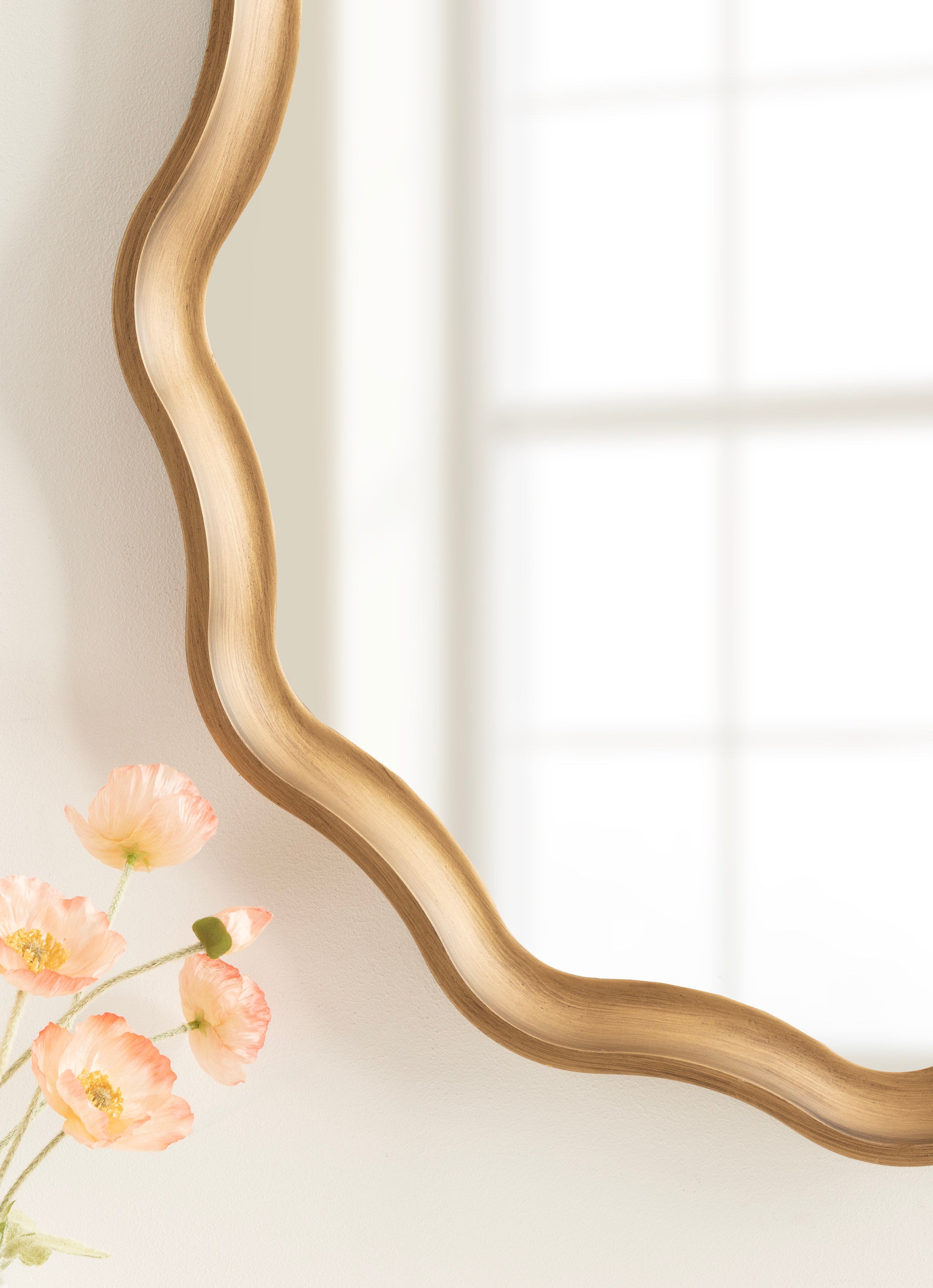 Hatherleigh Round Scallop Mirror