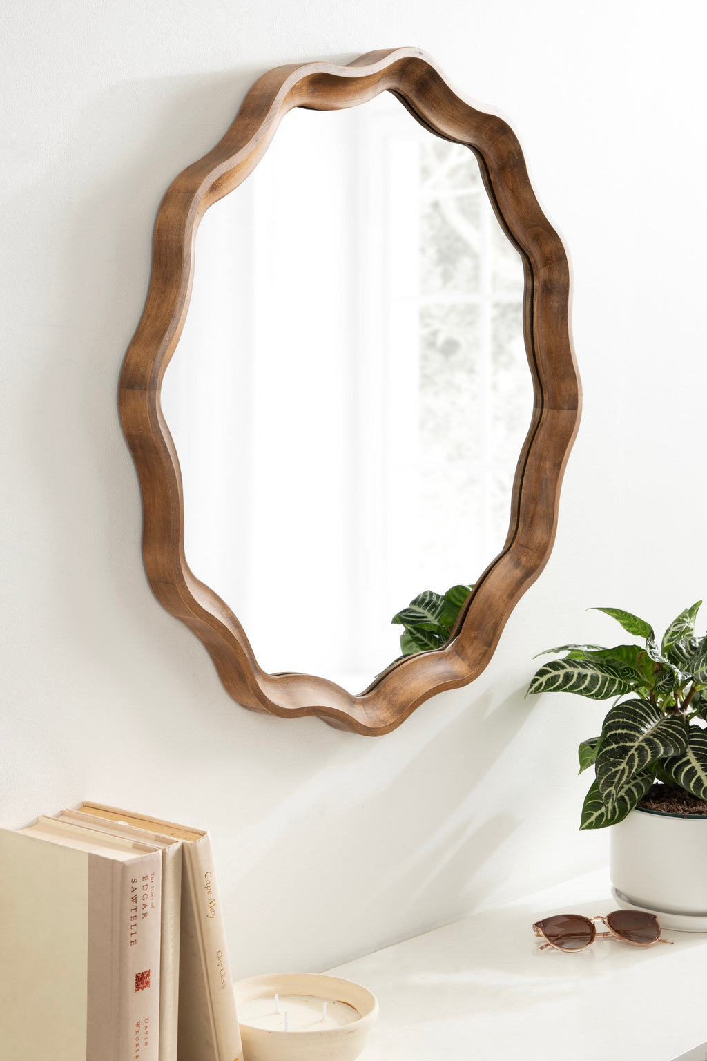 Hatherleigh Round Scallop Mirror
